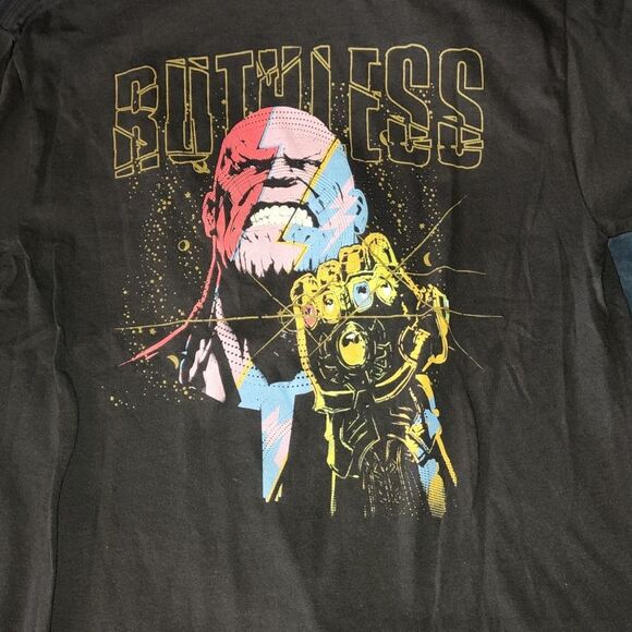 NWOT short sleeve Thanos shirt size L - Picture 2 of 3